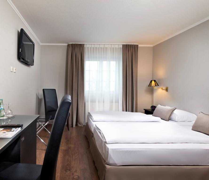 Hotel Munich North Neufahrn bei Freising Chambre photo