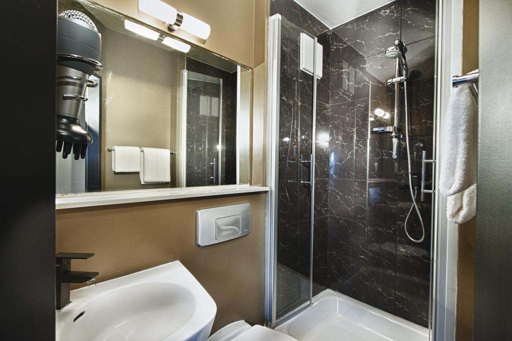 Hotel Munich North Neufahrn bei Freising Chambre photo