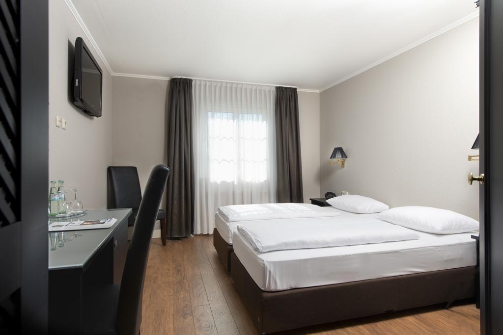Hotel Munich North Neufahrn bei Freising Chambre photo